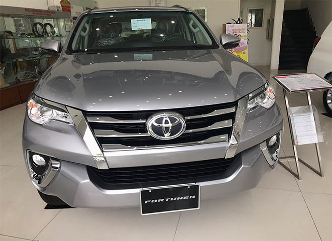 Mua xe Toyota Fortuner 2019 với giá ưu đãi hấp dẫn trong năm - 1