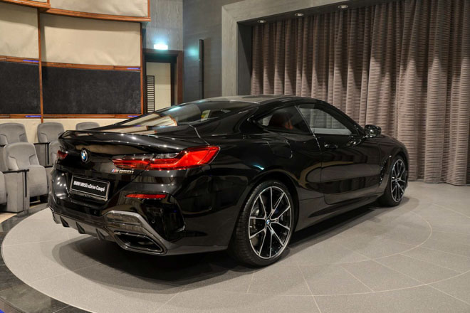 Ảnh thực tế BMW M850i với gói độ carbon của BMW Individual - 11