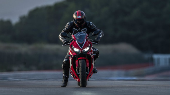 Đánh giá 2019 Honda CBR650R: Khuấy động cá tính phái mạnh - 4