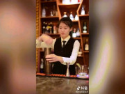 Media - Dân mạng “sục sôi” với màn pha chế điêu luyện của nữ bartender xinh đẹp