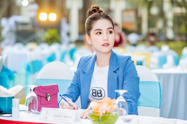 Ngọc Trinh gây bão khi làm Giám đốc điều hành công ty trị giá 140 tỉ - 1