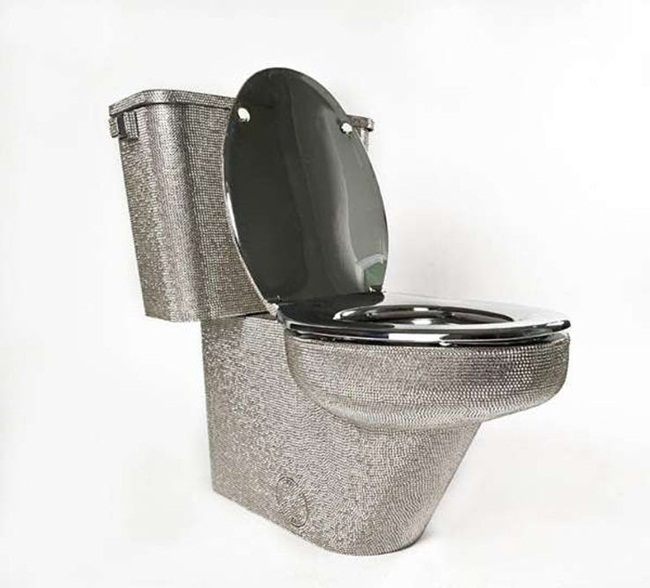 Toilet mà &#34;đắt phát ngất&#34;, chiếc số 1 còn được dùng ở nơi không ngờ tới - 4