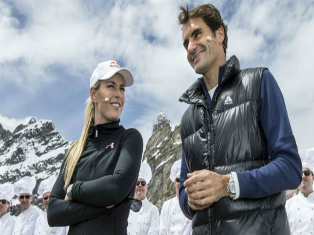 Federer “thả thính” mỹ nhân trượt tuyết, nhận “món quà” đáp trả bất ngờ