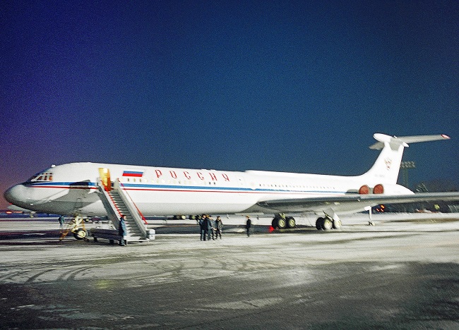 Trong nhiều thập kỷ, biến thể IL-62M từng là chiếc &#34;Air Force One&#34; dành cho các nhà lãnh đạo Liên Xô và Nga cho đến khi nó nhường lại vị trí này cho IL-96 vào năm 1996.
