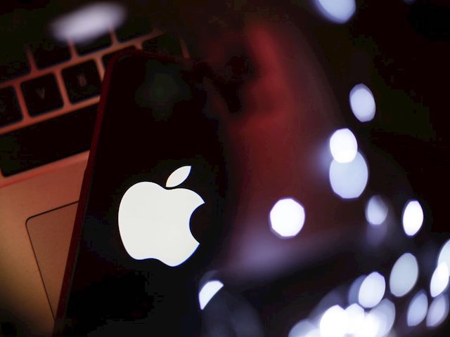 Cựu luật sư Apple bị buộc tội trục lợi từ giao dịch nội gián