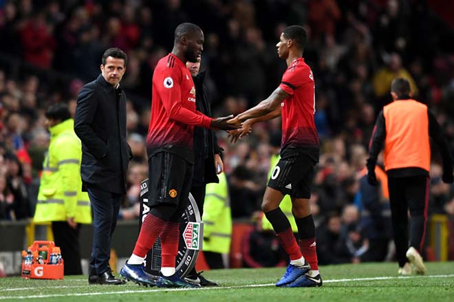 MU nguy khốn: Đến lúc Solskjaer đánh thức bản năng của “quái thú” Lukaku - 1