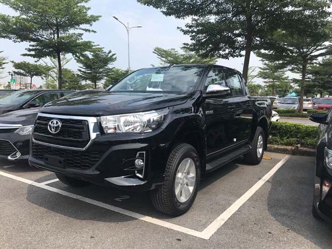 Giá lăn bánh xe Toyota Hilux 2019 cập nhật mới nhất tại đại lý - 2