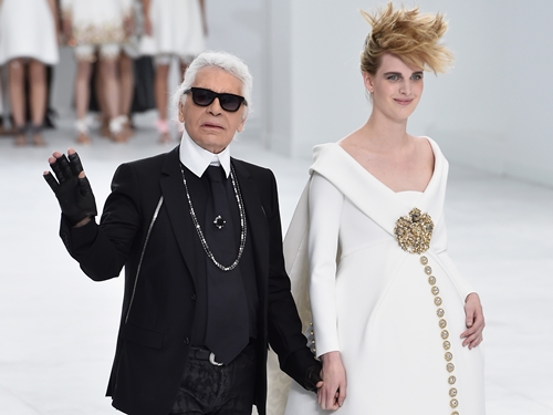 Đại thụ làng mốt Karl Lagerfeld qua đời ở tuổi 85 - 3