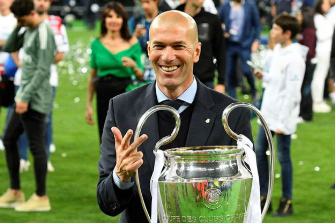 Chelsea thua MU, Sarri bị fan chửi rủa: Ghế nóng chờ Zidane hay Mourinho - 3