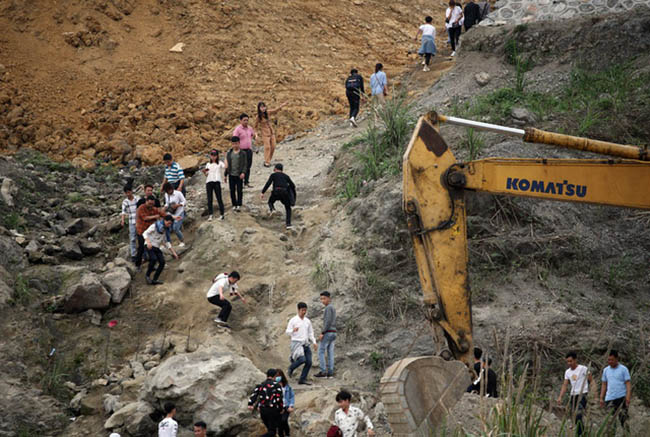 Tận mục sở thị ngôi chùa lớn nhất thế giới ở Hà Nam, nơi lưu giữ báu vật thiên thạch từ mặt trăng - 7