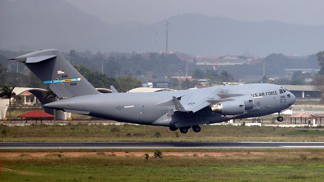 Khám phá “ngựa thồ” C-17 vừa chở trực thăng của ông Trump đến VN - 2