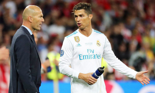 Ronaldo yêu cầu Juventus chiêu mộ HLV Zidane, Real hốt hoảng - 2