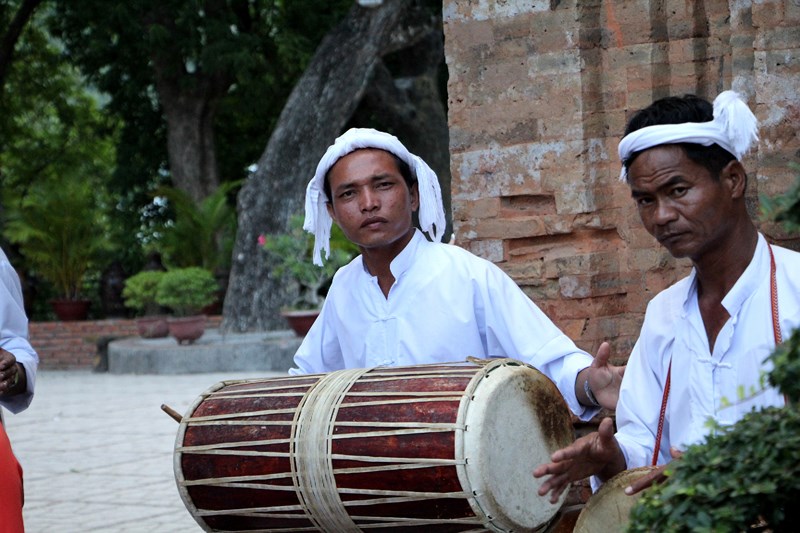 Tháp bà Ponagar - kiến trúc Chăm cổ kính ngay thành phố Nha Trang - 11