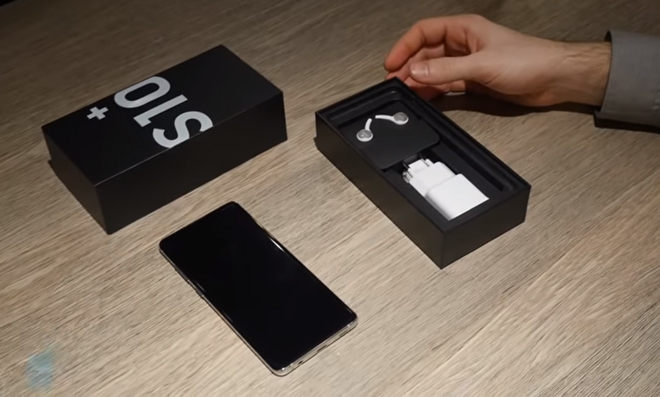 “Phát sốt” với video đập hộp Galaxy S10+ - 1