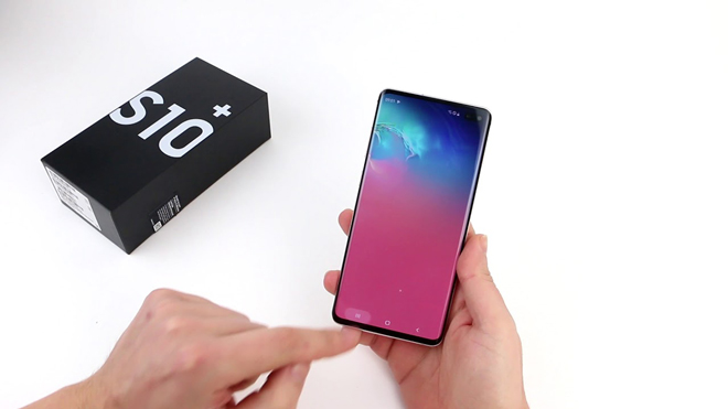 “Phát sốt” với video đập hộp Galaxy S10+ - 2