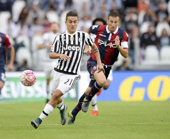 Bologna - Juventus: &#34;Lão bà&#34; xả giận, Ronaldo đua &#34;Giày vàng&#34; - 1