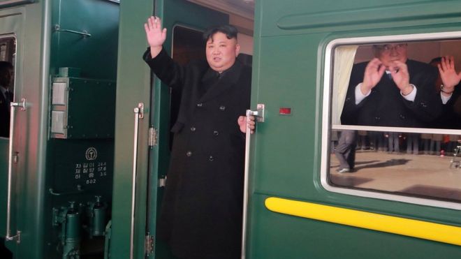 Chính thức: Ông Kim Jong Un lên đường tới Hà Nội cùng em gái bằng tàu hỏa - 1