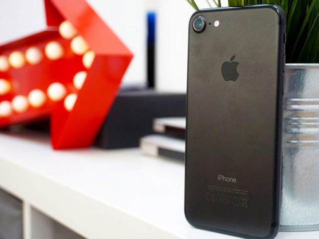 Apple Store đang bán iPhone tân trang với giá giảm đến 5,1 triệu đồng