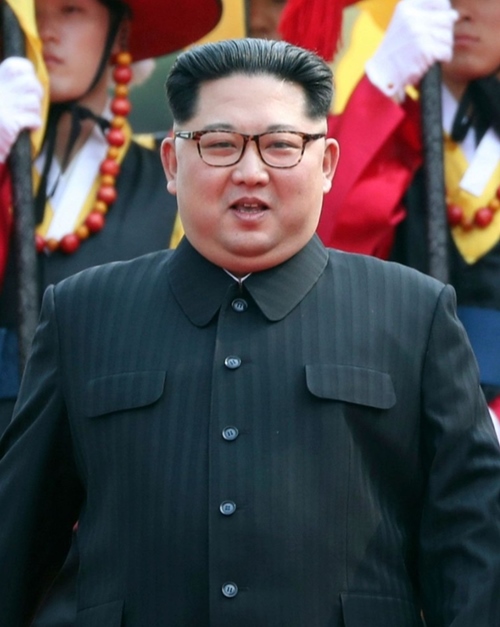 Phong cách được ca ngợi &#34;biểu tượng thời trang mới&#34; của ông Kim Jong Un - 6