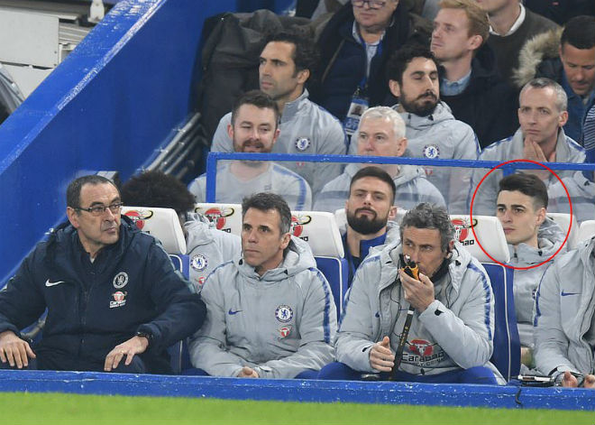 Chelsea đả bại Tottenham: Sarri mạnh miệng dằn mặt &#34;cừu đen&#34; Kepa - 2