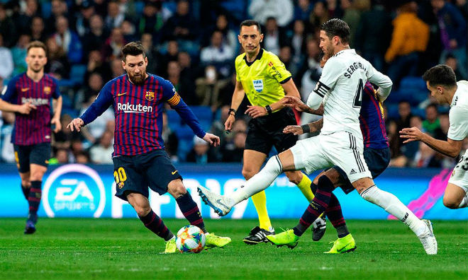 Real thua Barca siêu kinh điển: Ramos đập phá phòng thay đồ, dọa “xử” Bale - 2