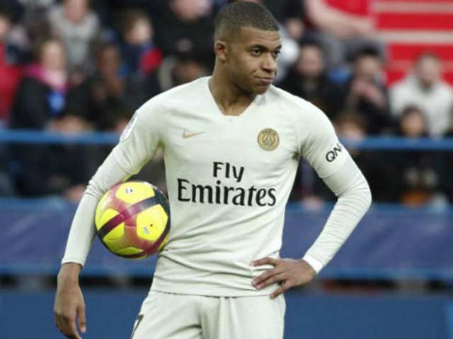 “Thần đồng” Mbappe ghi 7 bàn/5 trận: MU khó cản, vượt Ronaldo tranh tài Messi