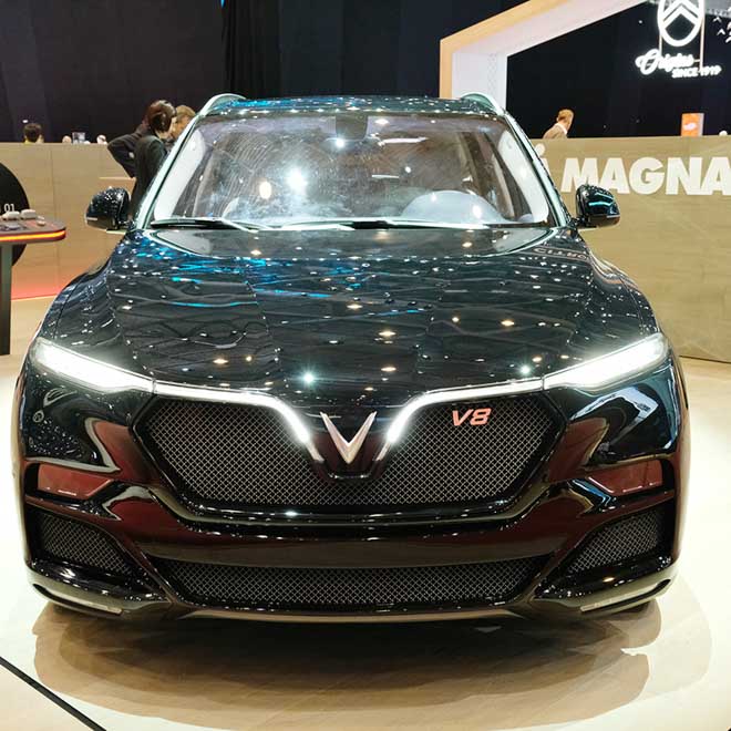 Mẫu SUV VinFast lắp động cơ V8 bất ngờ xuất hiện tại triển lãm Geneva Motor Show 2019 - 2