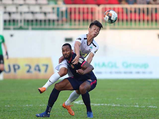 HAGL - Sài Gòn FC: Đôi công 4 bàn, sụp đổ hiệp 2