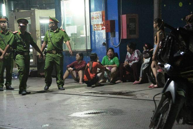 Nhóm giang hồ truy sát nam thanh niên ở công viên - 1