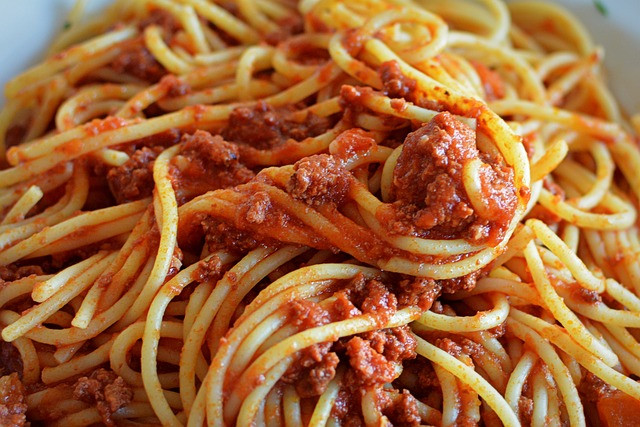 Bỉ: Nam sinh tử vong vì ăn mỳ spaghetti nấu trước đó 5 ngày - 1