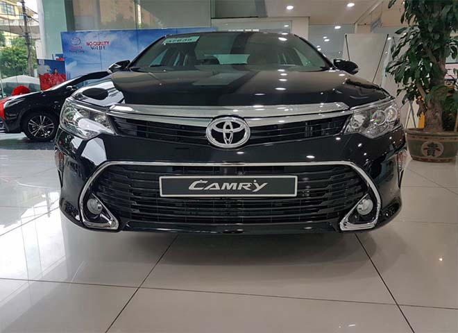 Giá xe Toyota Camry 2019 - Mẫu xe sedan được mong đợi nhất 2019 - 3