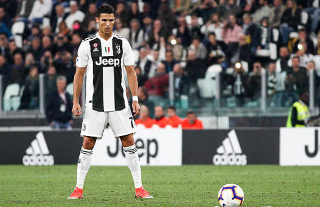 Ronaldo chỉ là “hổ giấy” trước chấm đá phạt: Khó lòng yêu sách Juventus - 2