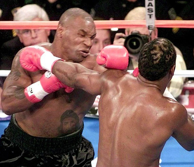 2300 tỷ đồng để Mike Tyson thượng đài: Kình địch buông lời khó nghe - 1