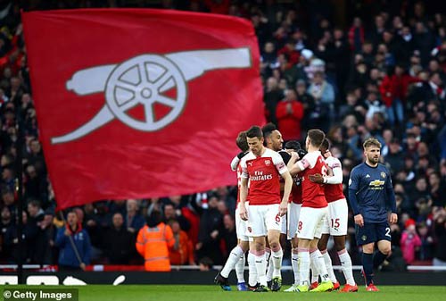 Chi tiết Arsenal - MU: Nỗ lực bất thành, top 4 đổi chủ (KT) - 7