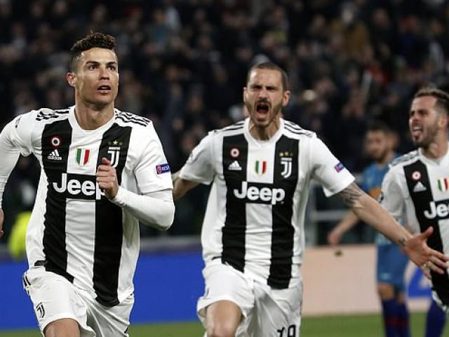 Juventus ngược dòng kinh điển như MU: Ronaldo hóa ”Thánh”