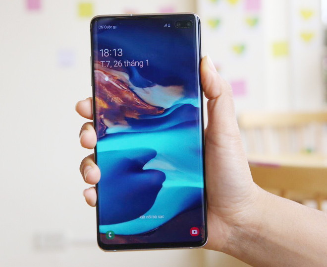 iPhone XS Max đối đầu Galaxy S10+: Ai là người &#34;đổ máu&#34;? - 3