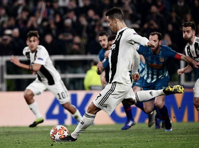 Ronaldo tạo kỳ tích giải cứu Juventus: Bạn gái khóc ròng, CR7 nói gì? - 1