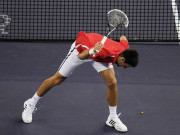 Thể thao - Djokovic thua sốc Kohlschreiber: Ức chế đập vợt, trút giận bản thân