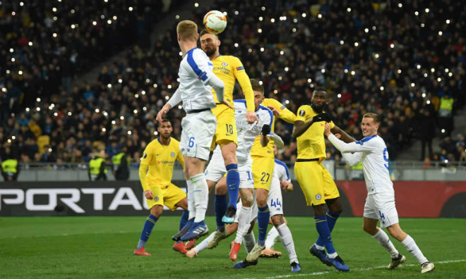 Dynamo Kiev - Chelsea: Hat-trick siêu đẳng, chiến thắng hủy diệt - 1