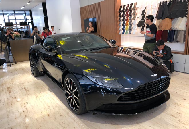 Aston Martin khai trương showroom đầu tiên tại Việt Nam với sự hiện diện của bộ đôi DB11 và New Vantage - 3