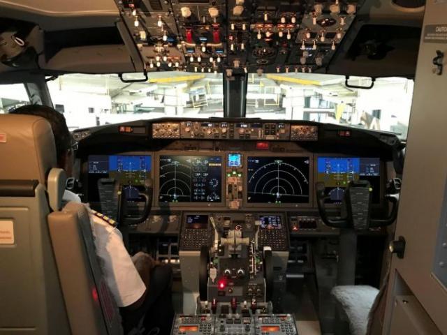 Tiết lộ sốc: Phi công Boeing 737 MAX chỉ được học về máy bay mới qua iPad