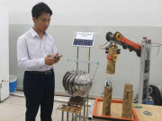 Bạn trẻ - Cuộc sống - Học sinh Gia Lai chế tạo cánh tay robot giúp bốc vác vật nặng