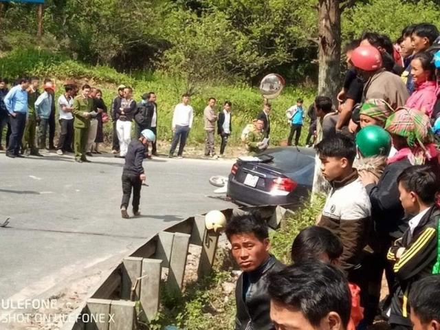 Tài xế ôtô bị cả bản ”bắt vạ”: ”100 triệu là số tiền cả năm đi làm của tôi”