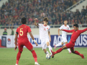 Bóng đá - U23 Indonesia đá như &quot;đấu võ&quot;: Cầu thủ U23 Việt Nam nằm sân, thầy Park nổi giận