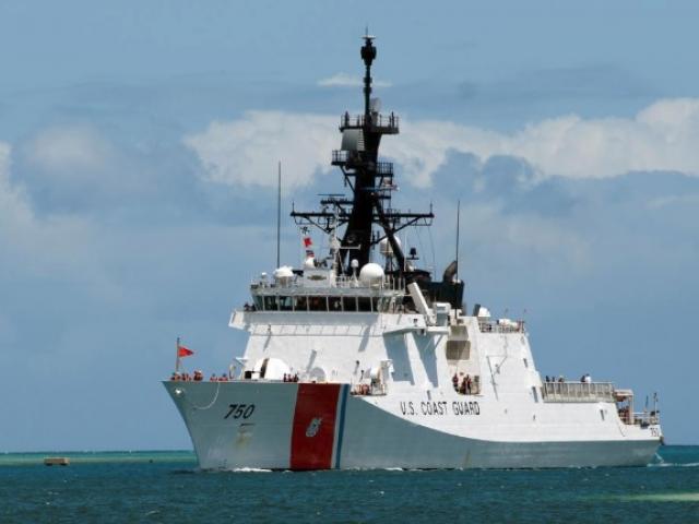 Tàu Hải quân Mỹ ”lượn” qua Eo biển Đài Loan, chọc giận Trung Quốc