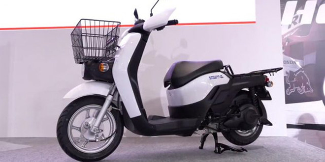 Honda ra mắt xe ga điện mới, nhỏ gọn như Honda Super Cub - 1