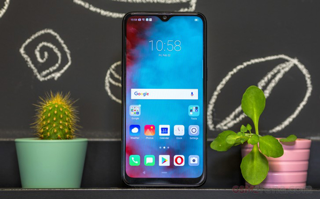 Đánh giá chi tiết Realme 3: Pin &#34;trâu&#34;, chụp ảnh đẹp - 1