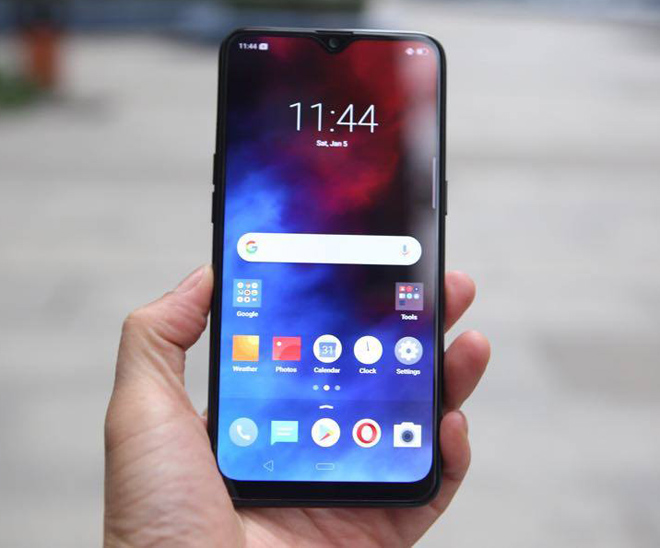 Đánh giá chi tiết Realme 3: Pin &#34;trâu&#34;, chụp ảnh đẹp - 3