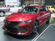 Tin tức ô tô - Ảnh thực tế Toyota Camry 2019 thế hệ mới sắp được bán tại Việt Nam