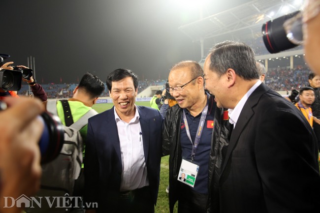 Thắng đậm Thái Lan 4-0, U23 Việt Nam nhận thưởng &#34;nóng&#34; - 1